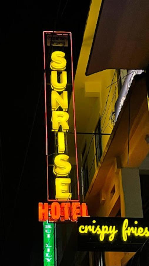 Hotel Sunrise Imphál Exteriér fotografie